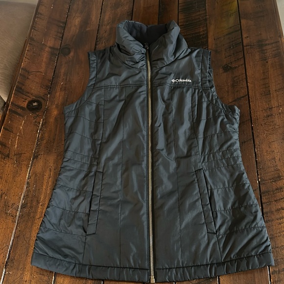 Columbia Jackets & Blazers - Columbia Vest